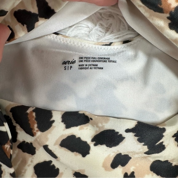 Aerie Leopard Wrap One Piece Swimsuit Small - Picture 5 of 8